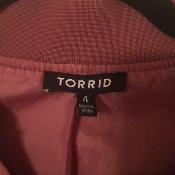 Mauve Satin TORRiD Jacket - Picture 2 of 4